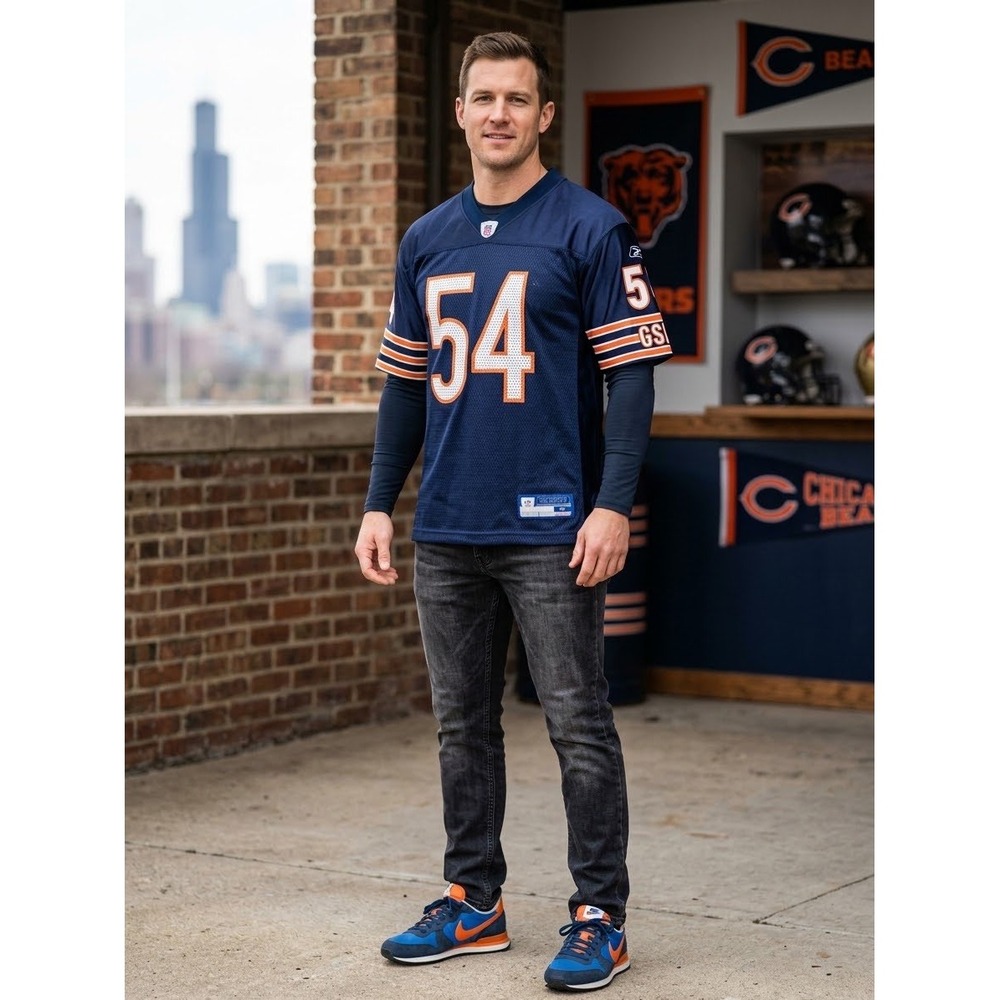 Reebok Chicago Bears Brian Urlacher 54 NFL Jersey Youth Medium Navy Blue